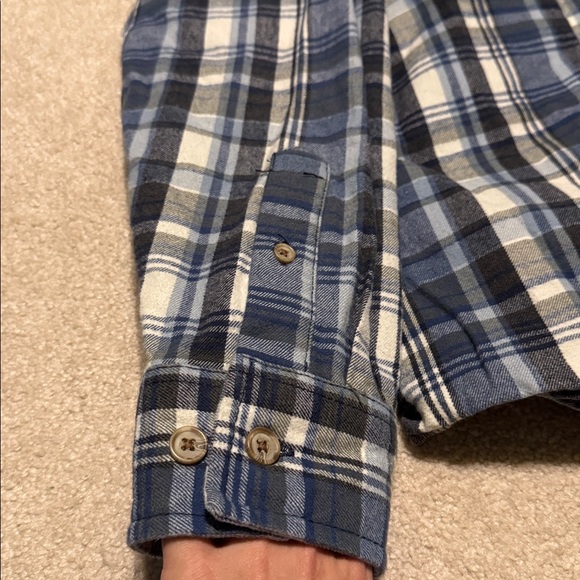 Plaid Button Down Shirt - Blue thick cotton size medium - Picture 6 of 6